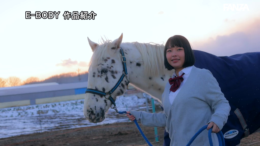 東峯日奈子 馬と歩く