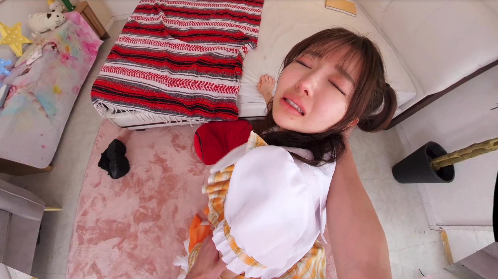 「推しアイドルの自宅潜入！！ウルウル涙目レ×プ！」バックの善場まみ